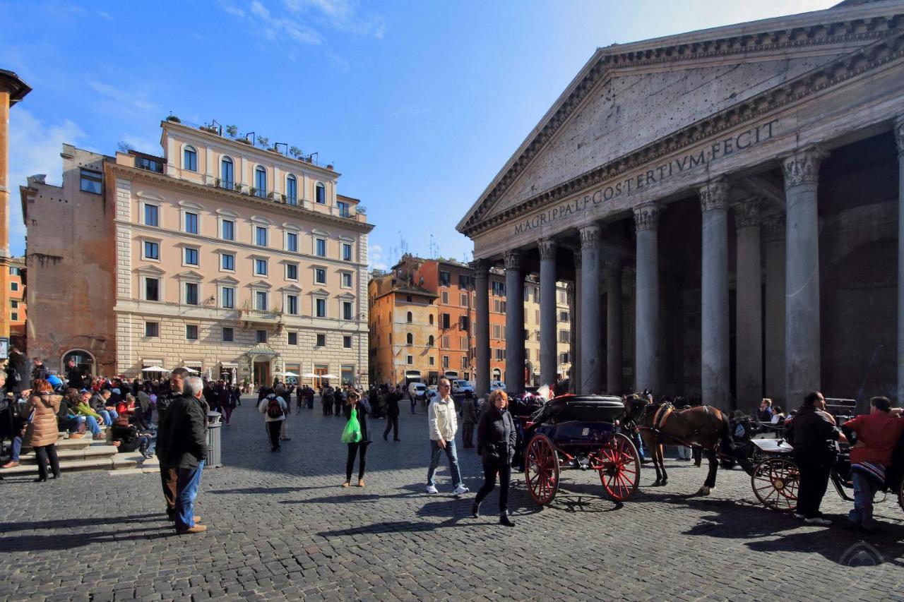 Roman Holiday Colosseo Exterior photo